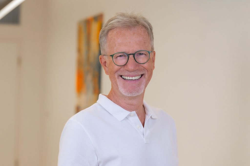 Dr. Michael Pechmann